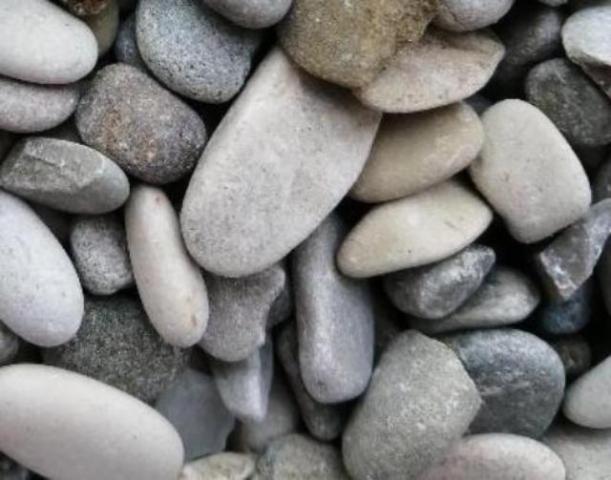 Где заказать гальку и каменную крошку с доставкой?  в Краснодаре